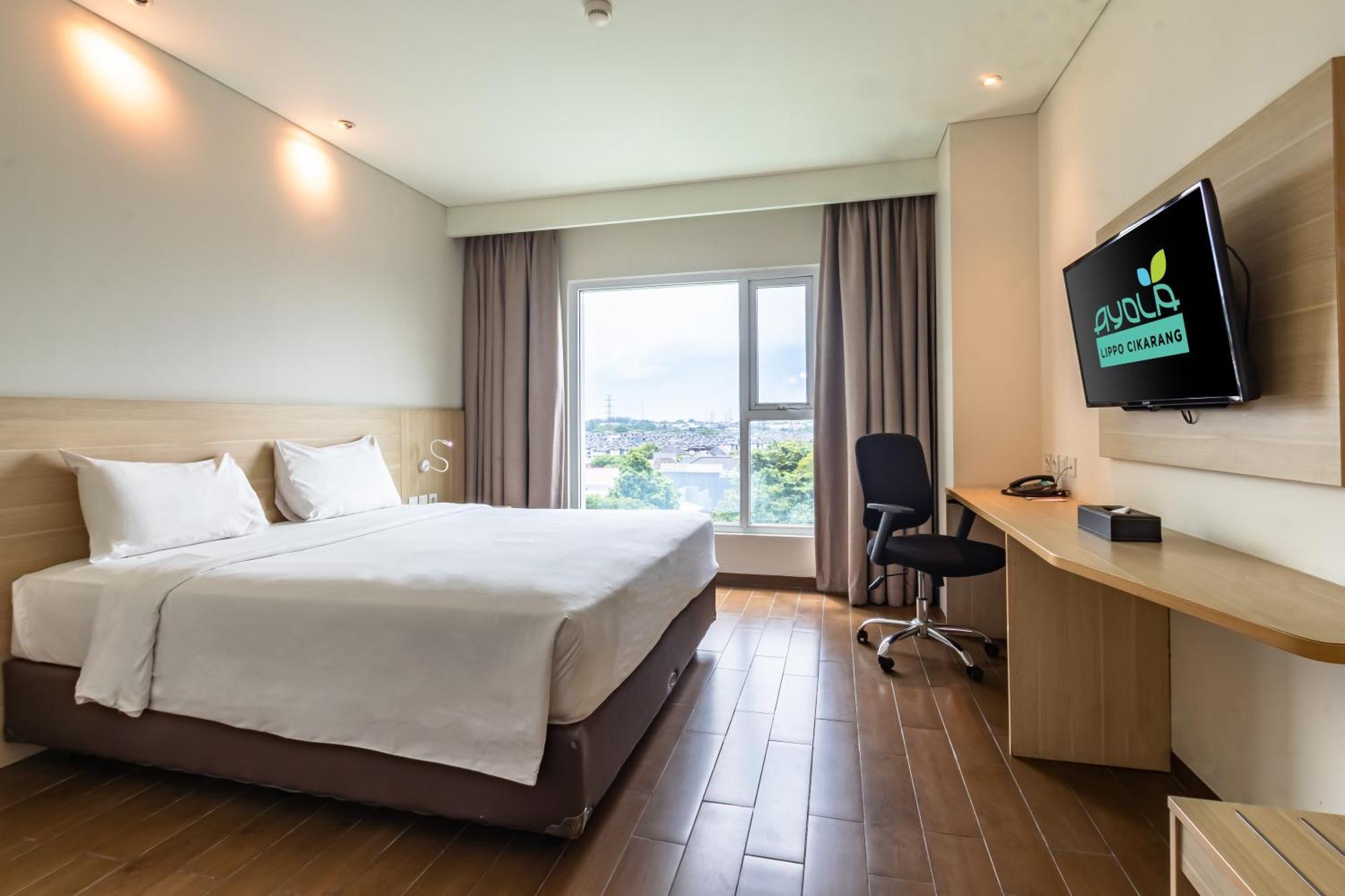 Hotel Ayola Lippo Cikarang Exterior photo